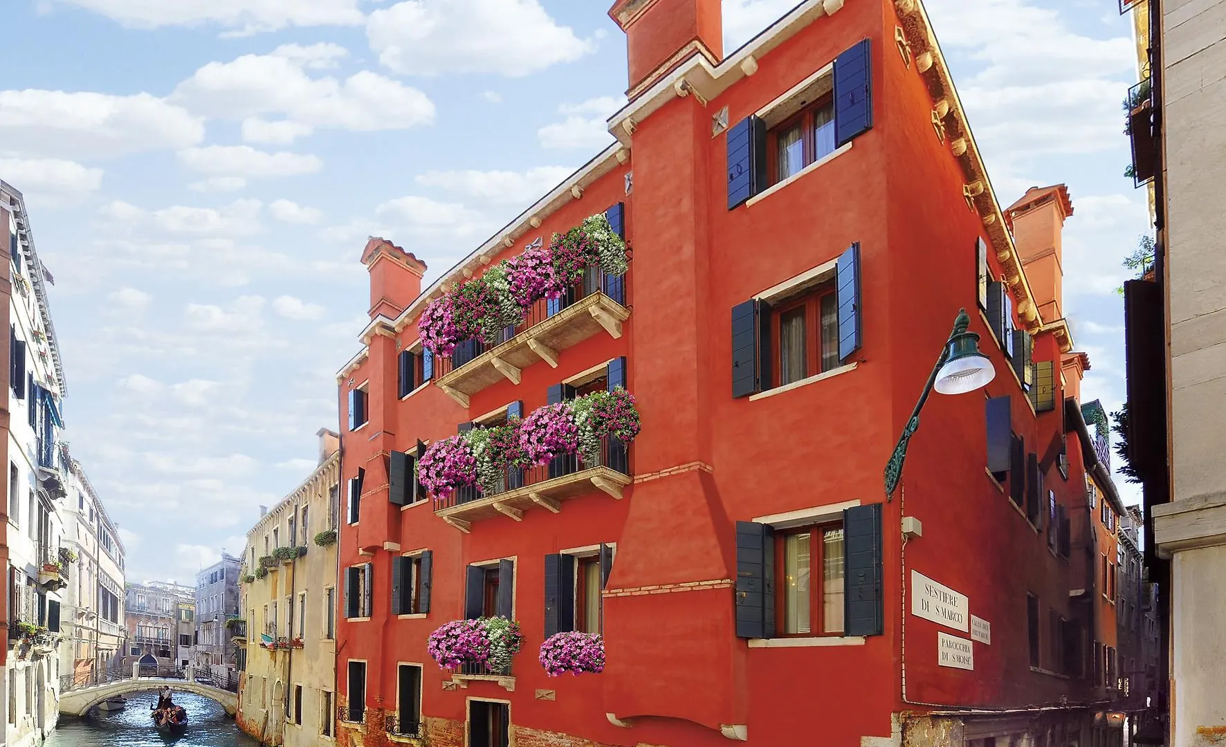 Hotel Mercurio location